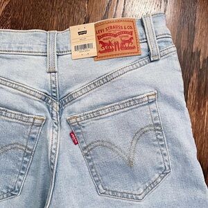 LEVIS RIBCAGE STRAIGHT ANKLE JEANS - OJAI SHORE (light wash)